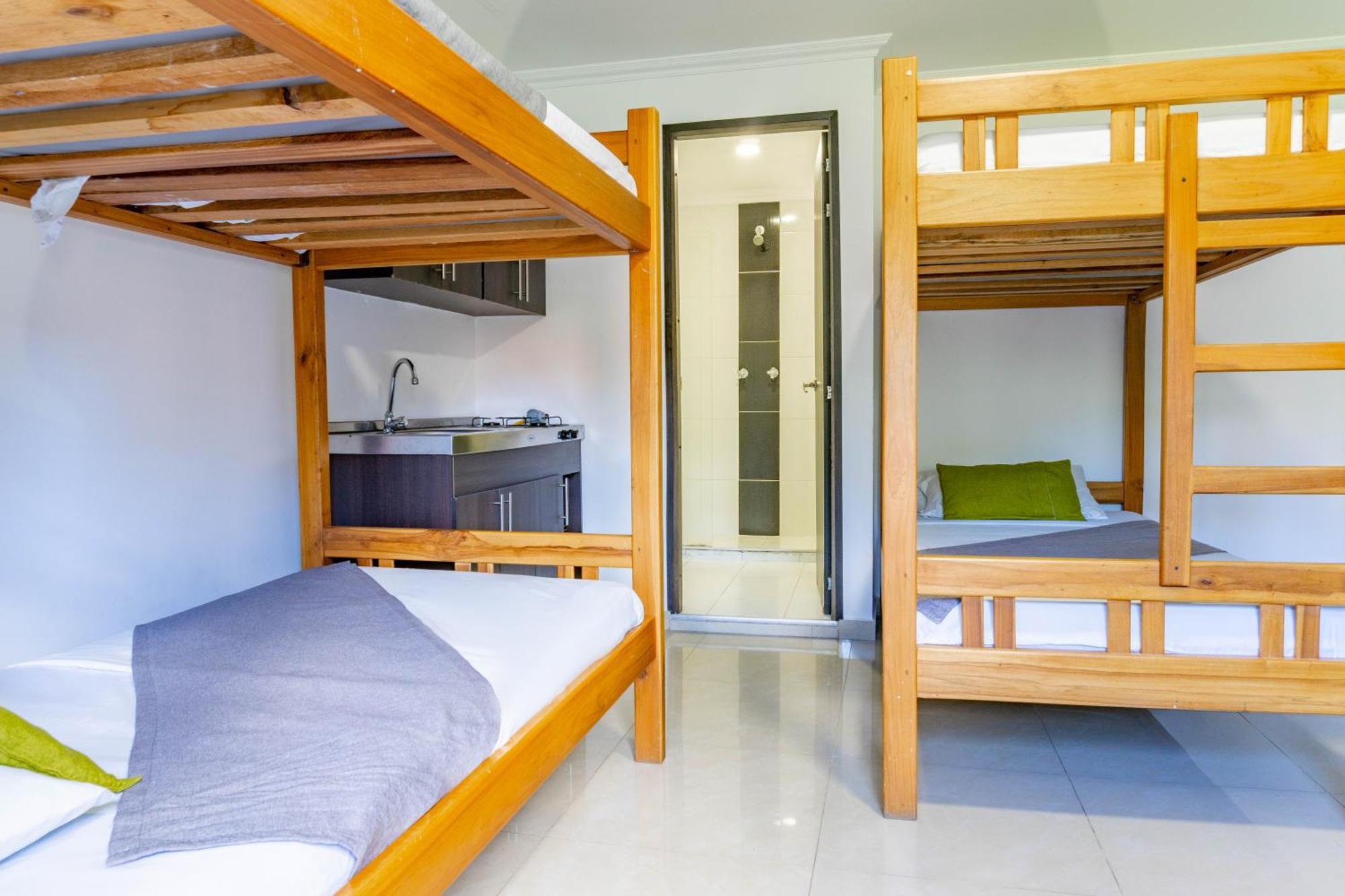 Hotel Park 6 Medellín Eksteriør bilde